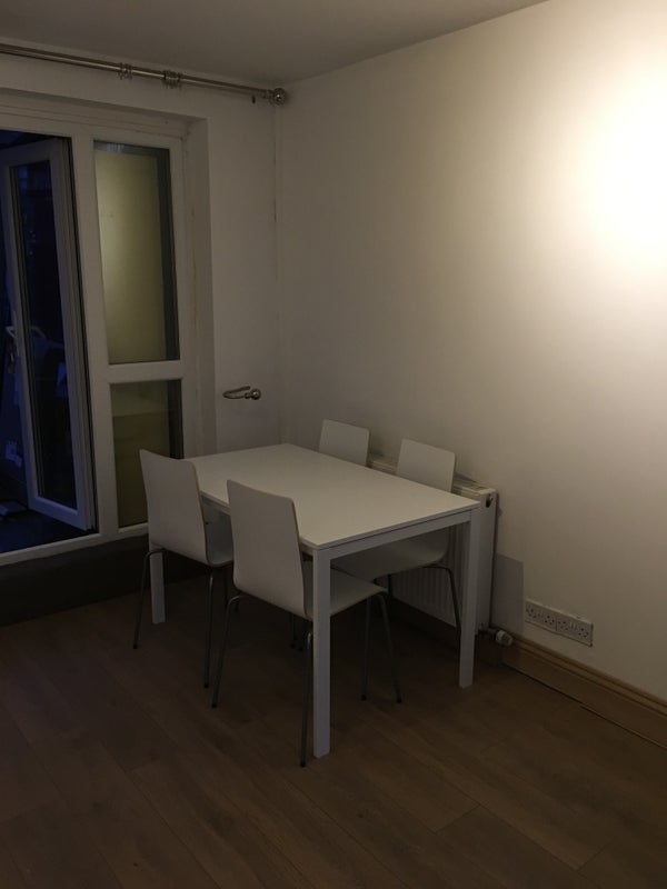 Room Langdale Drive in Bury