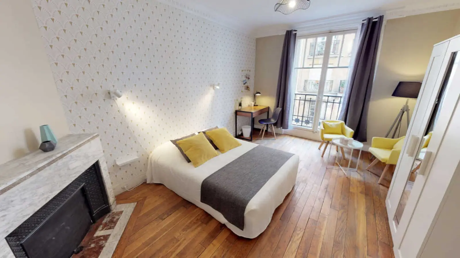 Flat Rue Duranton in Paris