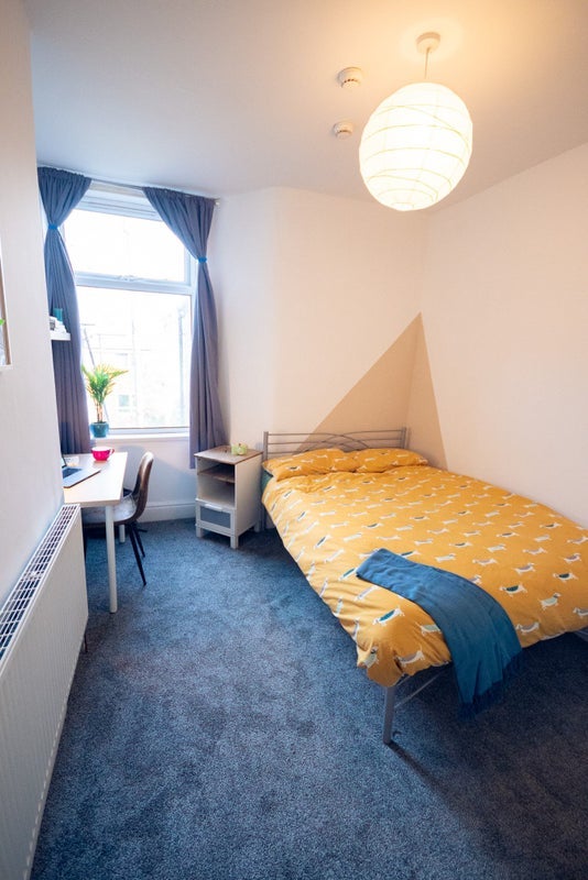 Room Great Clowes Street in Salford