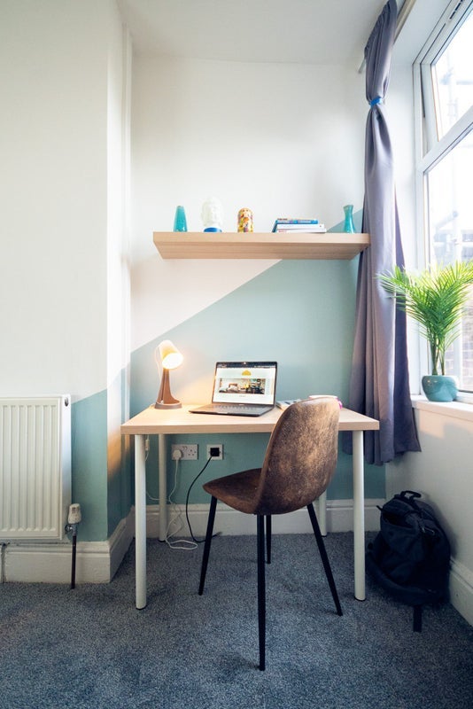 Room Great Clowes Street in Salford