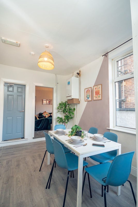 Room Great Clowes Street in Salford