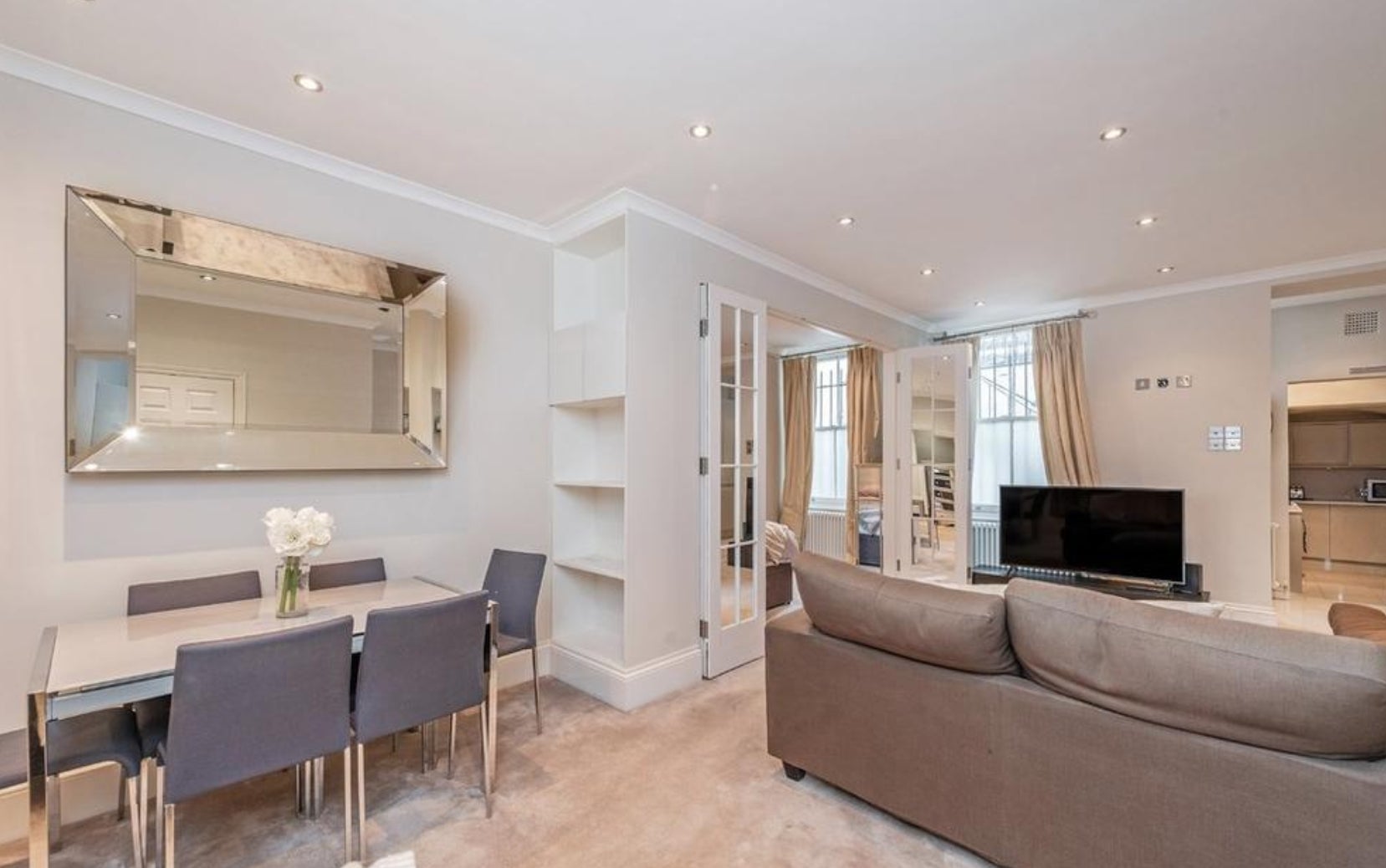 Flat Collingham Gardens in Greater London