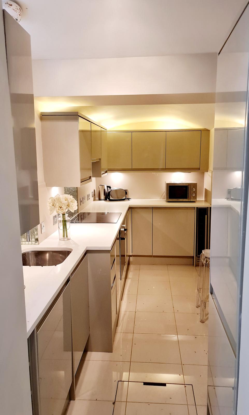 Flat Collingham Gardens in Greater London