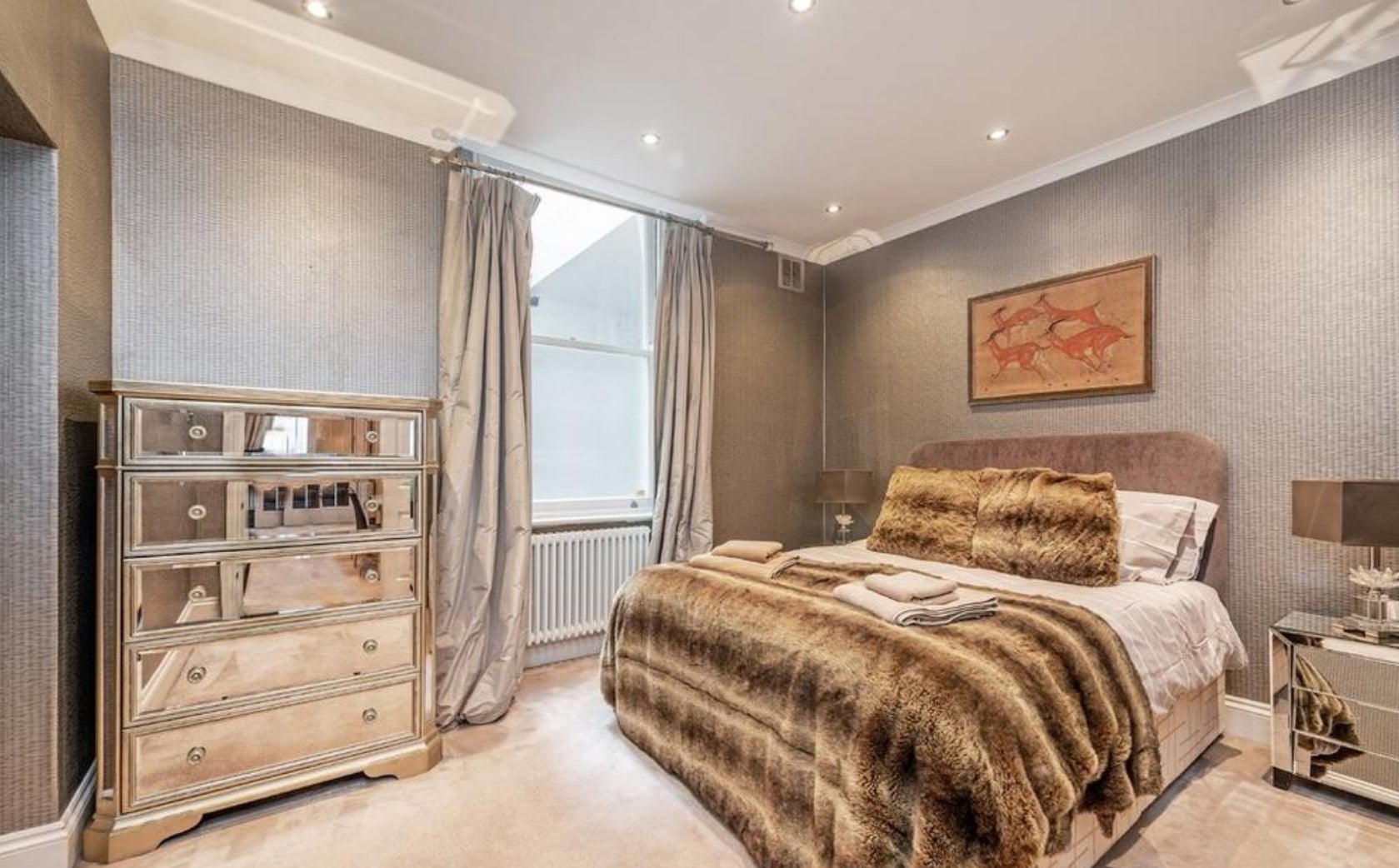 Flat Collingham Gardens in Greater London