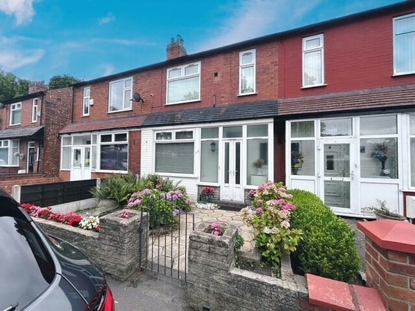 House Bird Hall Lane in Cheadle