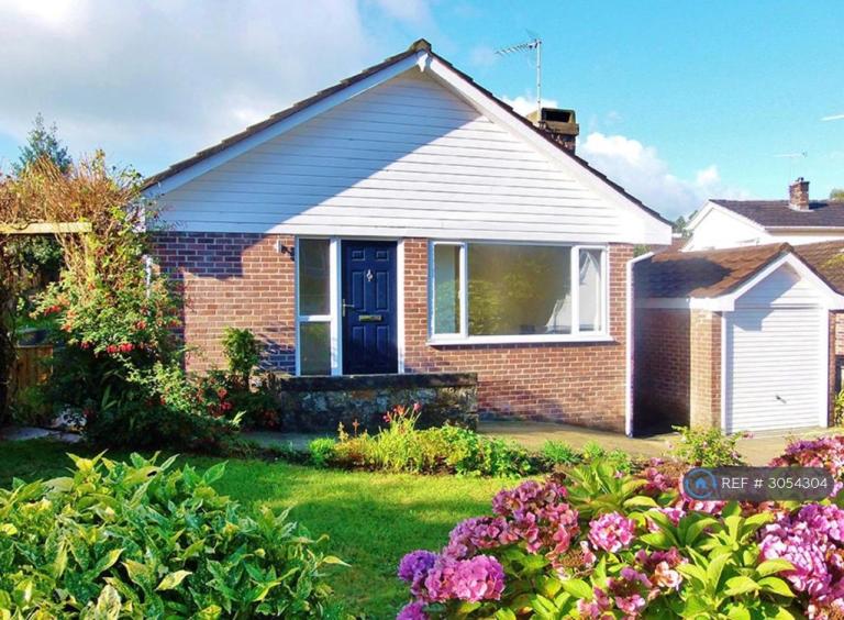 House Woburn Road in Launceston