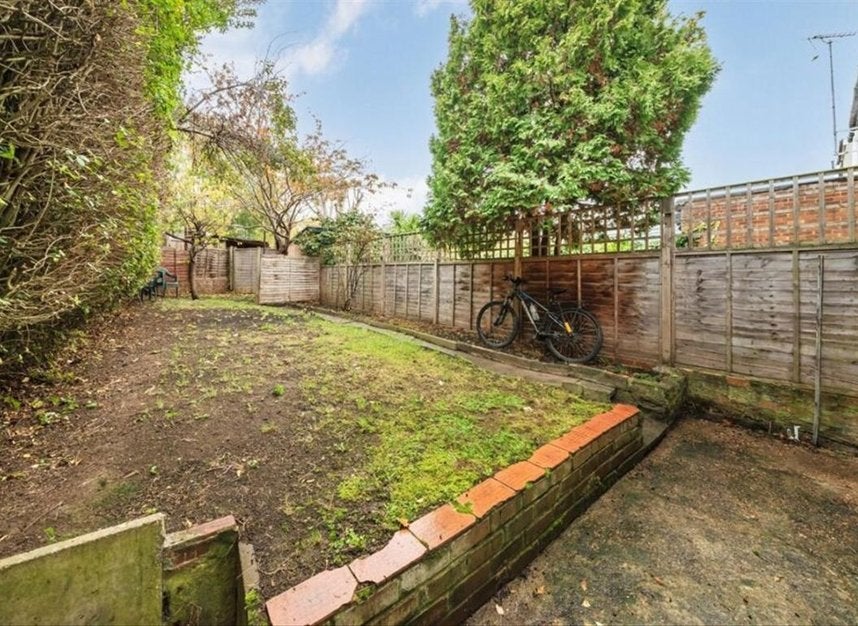 House Muirfield in Greater London