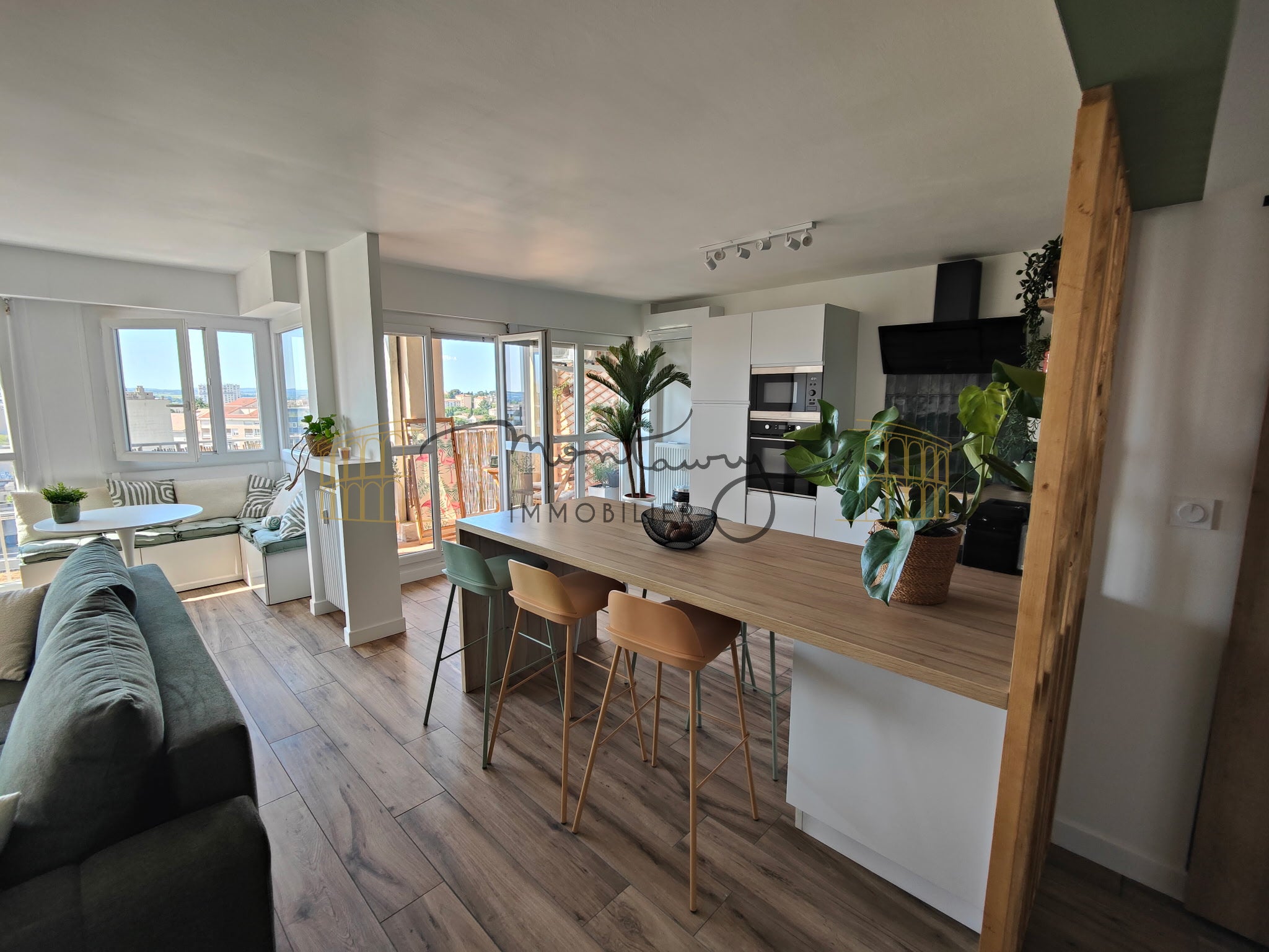 Appartement Avenue Kennedy à Nîmes