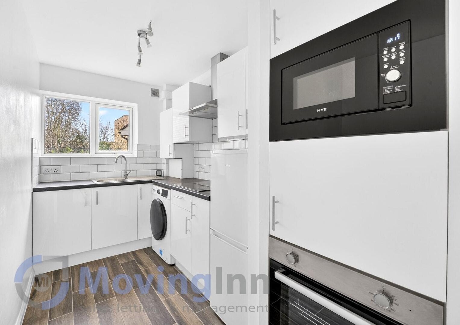 Flat Oakfield Road in Greater London