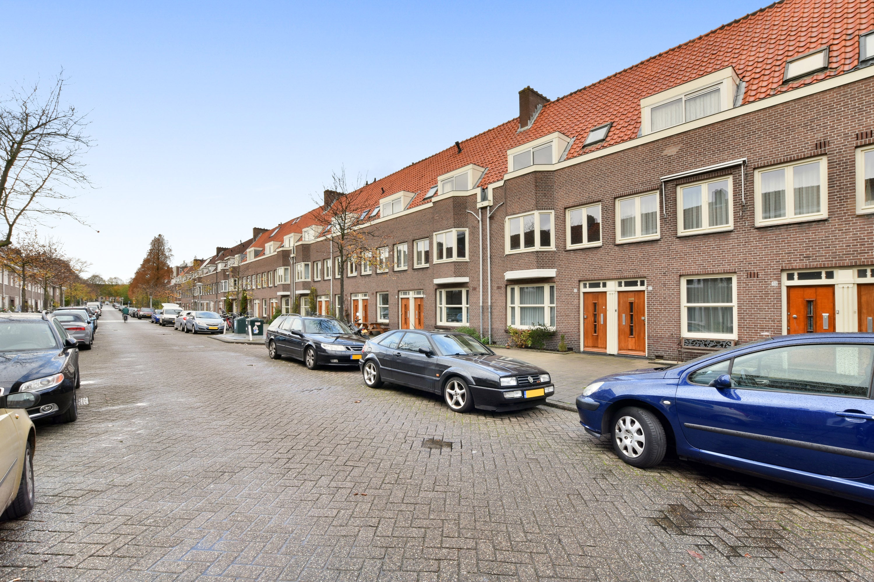 Appartement te huur: Mr. P.N. Arntzeniusweg 57-1, Amsterdam