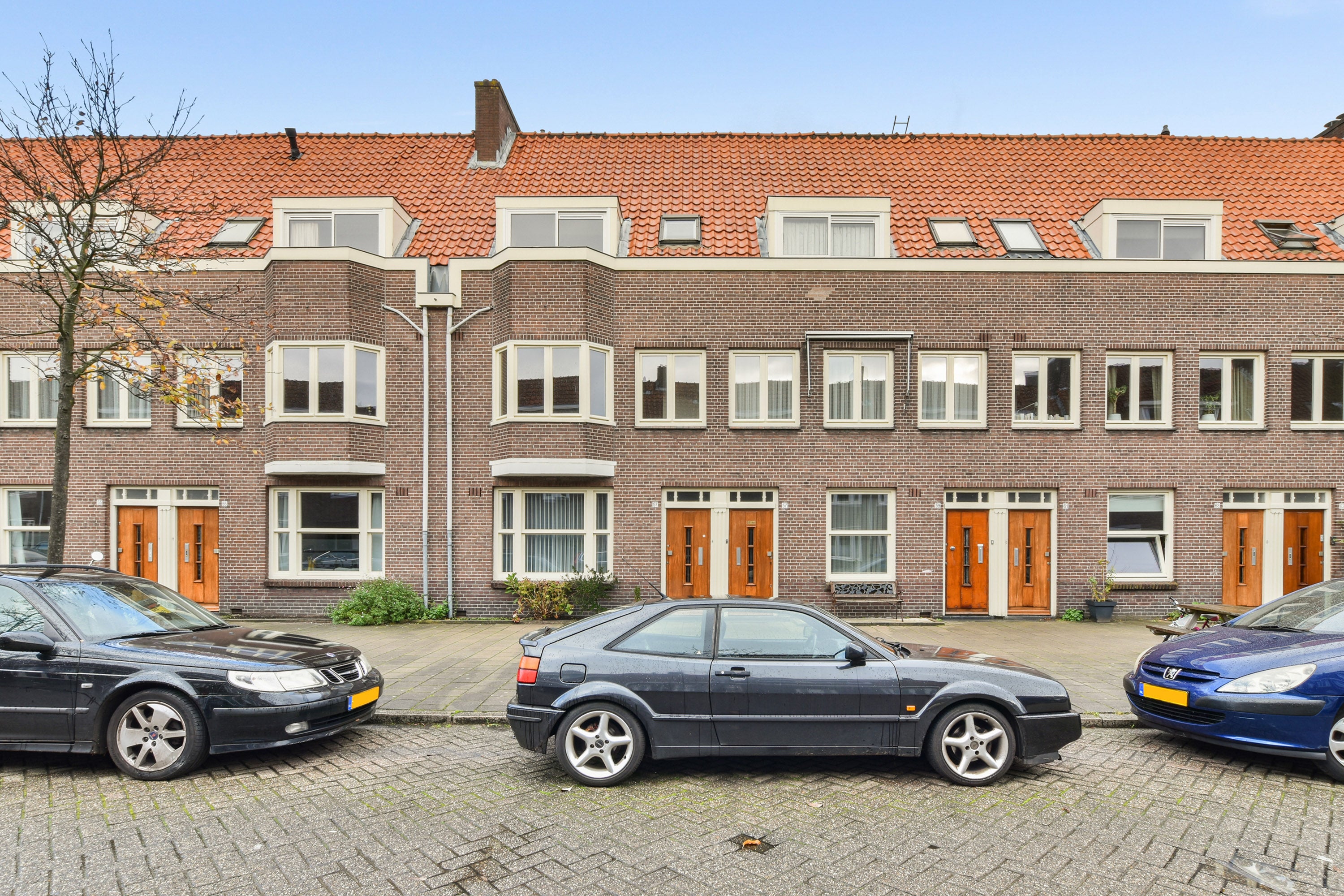 Appartement Mr. P.N. Arntzeniusweg 57 1 in Amsterdam