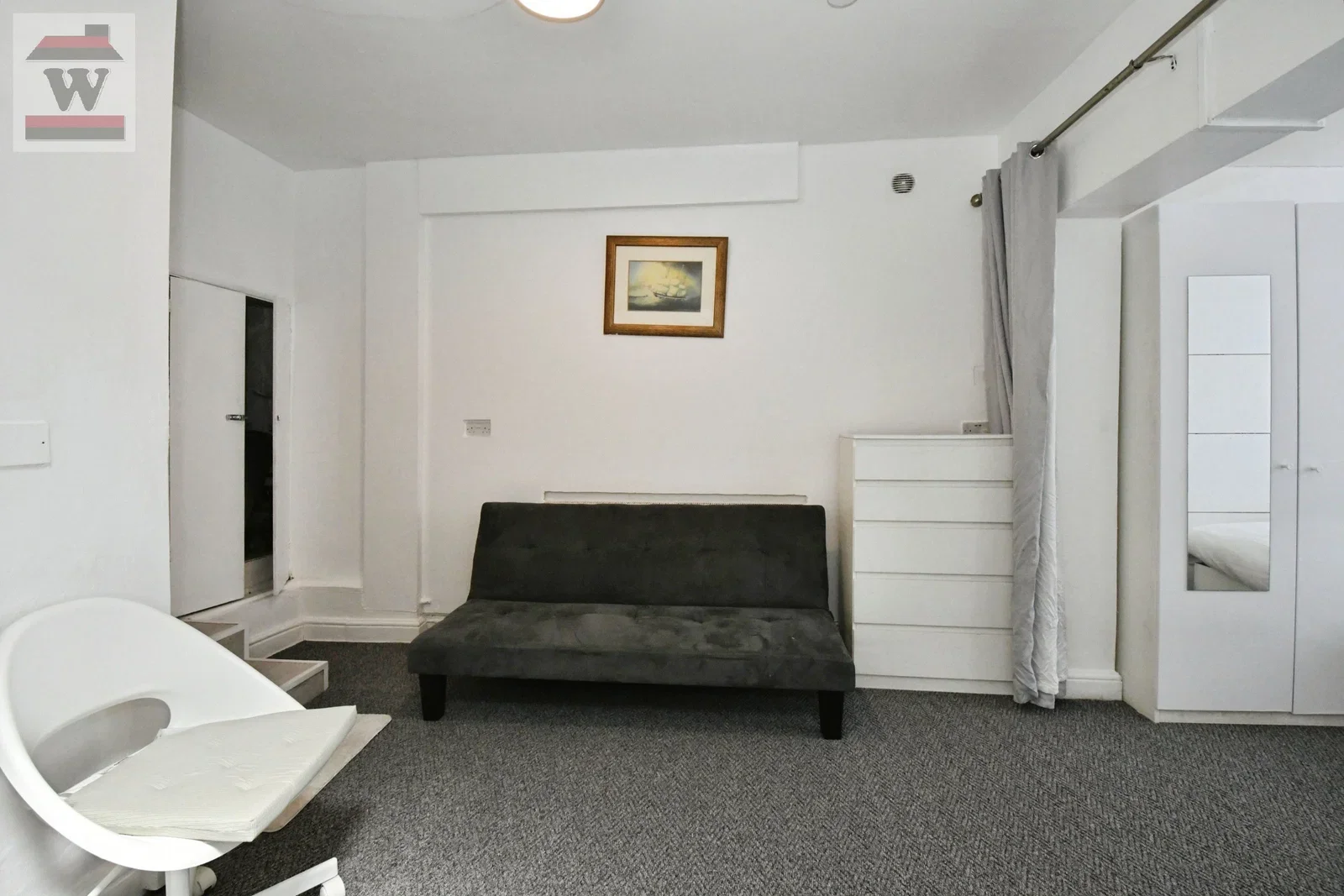 Flat Cecil Road in Greater London