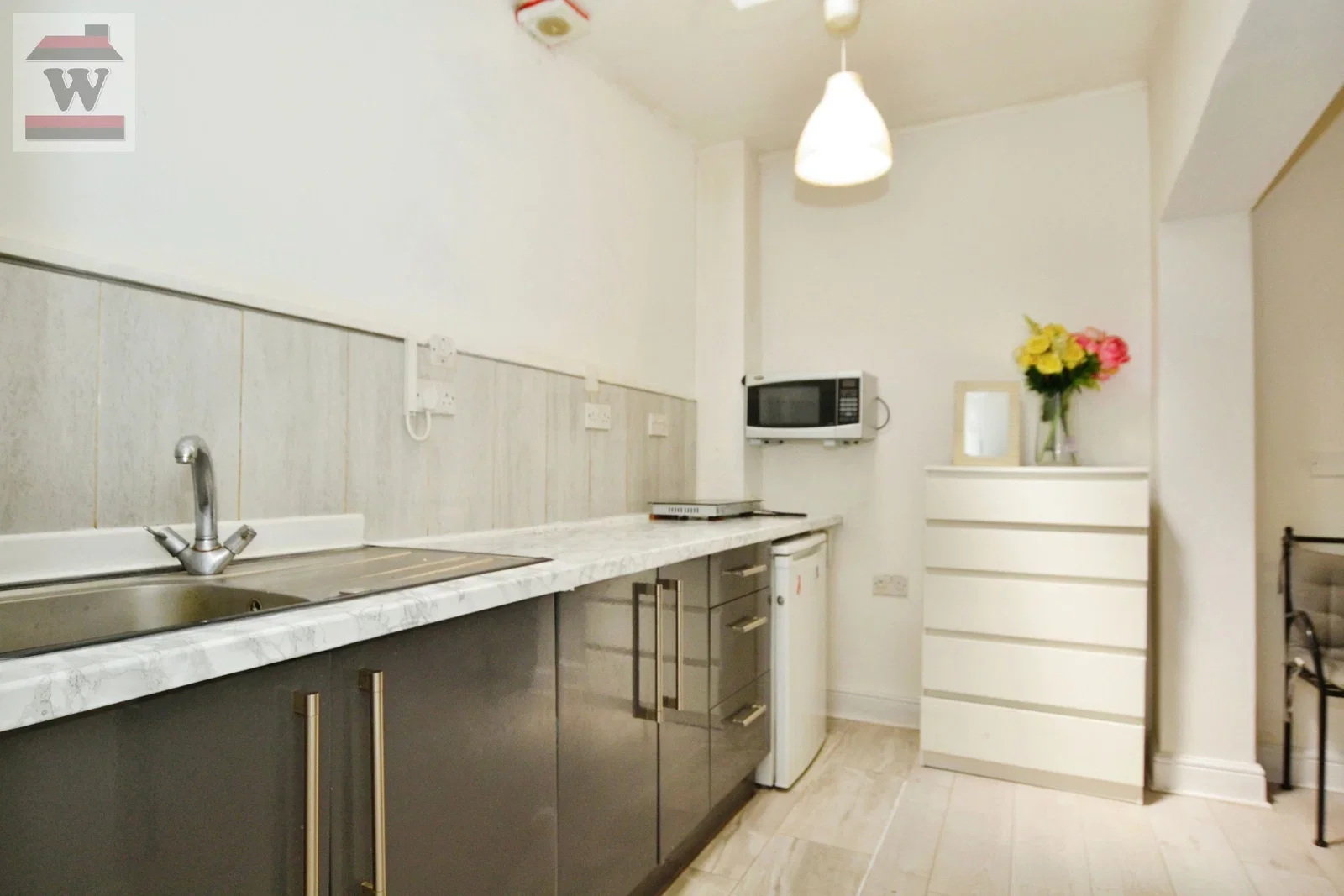 Flat Cecil Road in Greater London