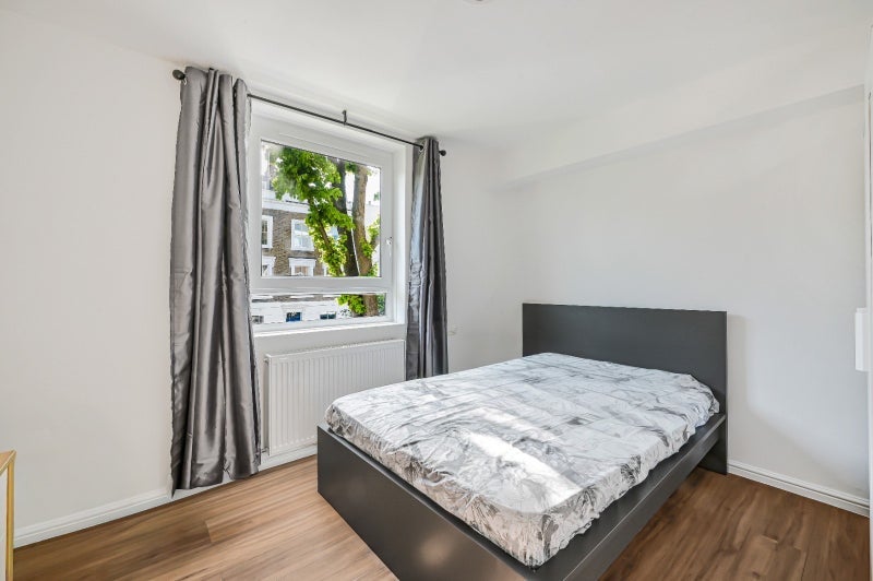 Room Hornsey Road in Greater London