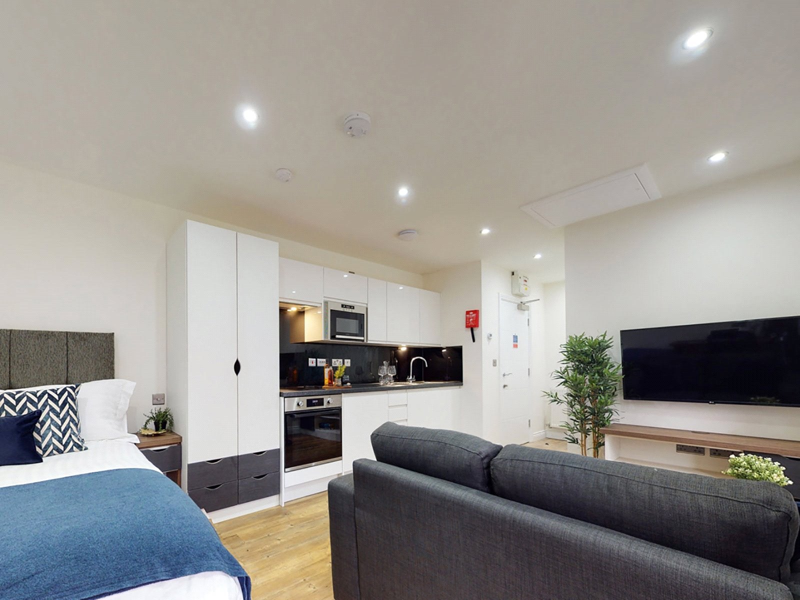 Room Hyde Terrace in Leeds
