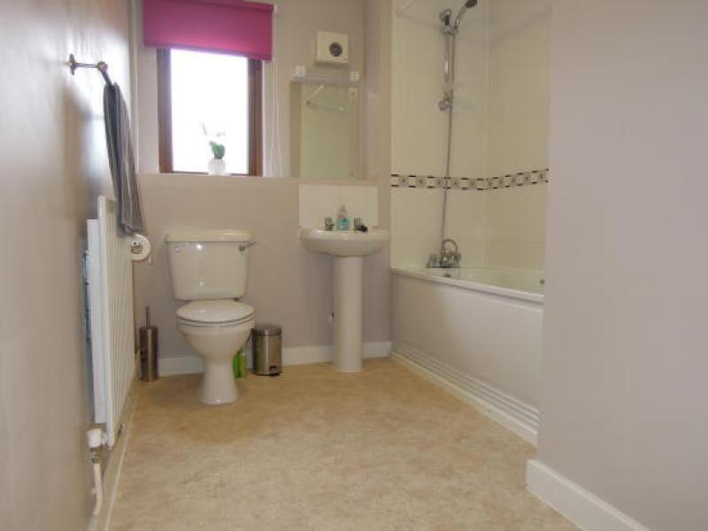 Flat Mullins Close in Basingstoke and Deane