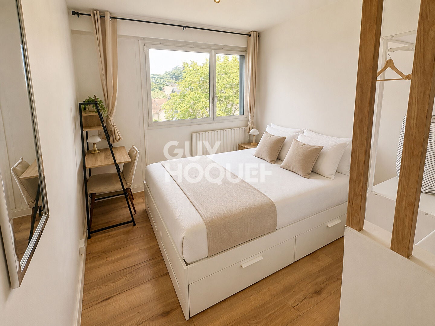 Room Promenade Bleue in Rueil-Malmaison
