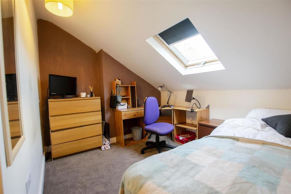 Flat Tiverton Road in Birmingham