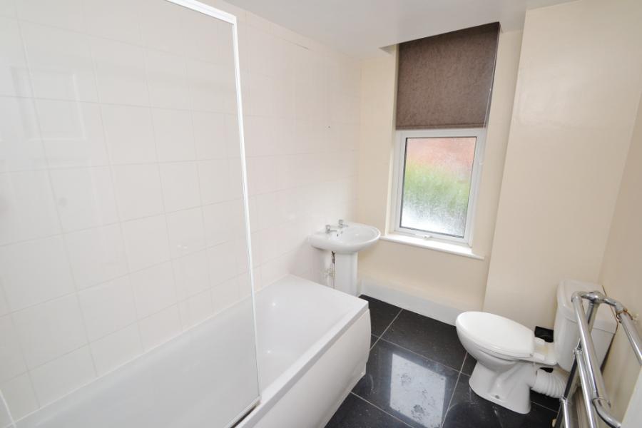 Room Berridge Road East in Nottingham