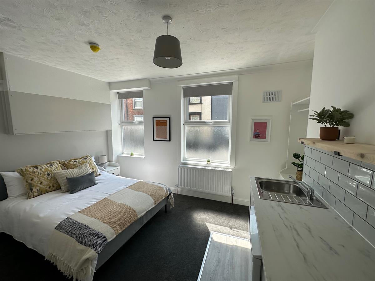 Room Prebend Street in Bedford