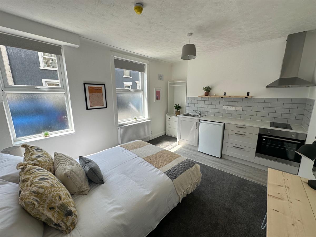 Room Prebend Street in Bedford