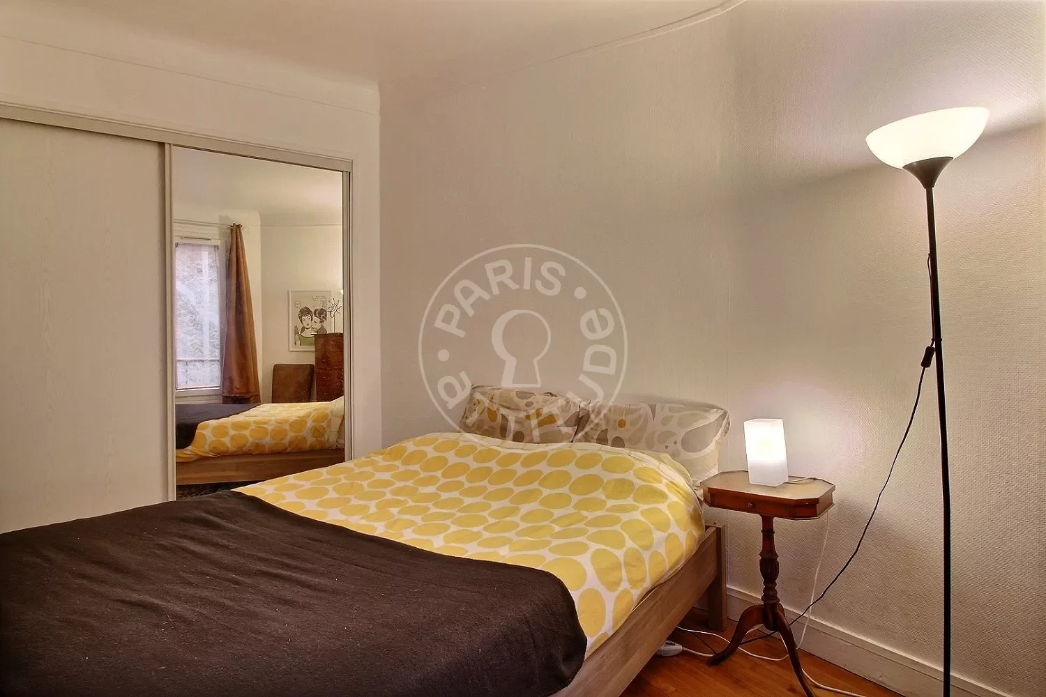 Flat Rue Narcisse Diaz in Paris