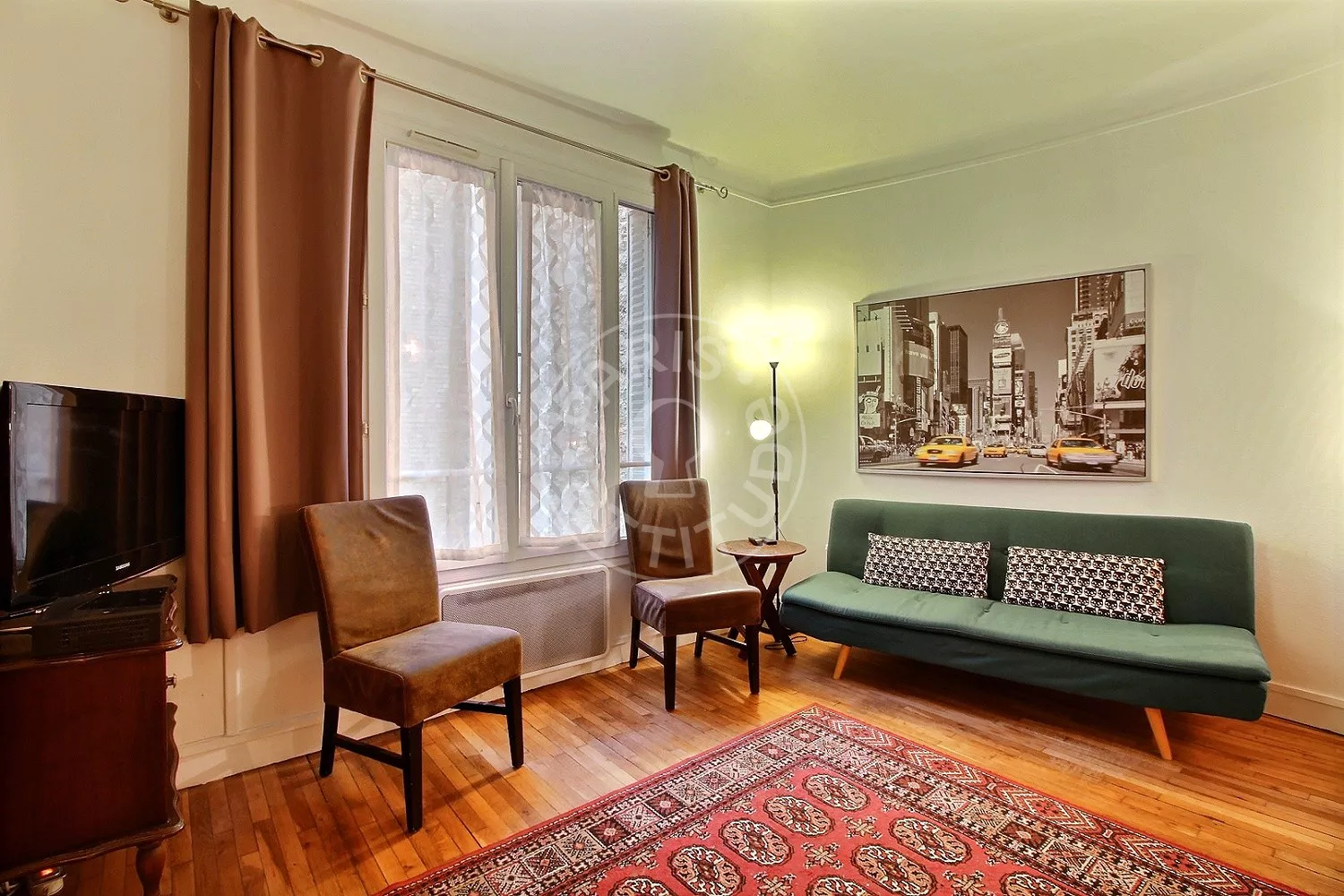 Flat Rue Narcisse Diaz in Paris