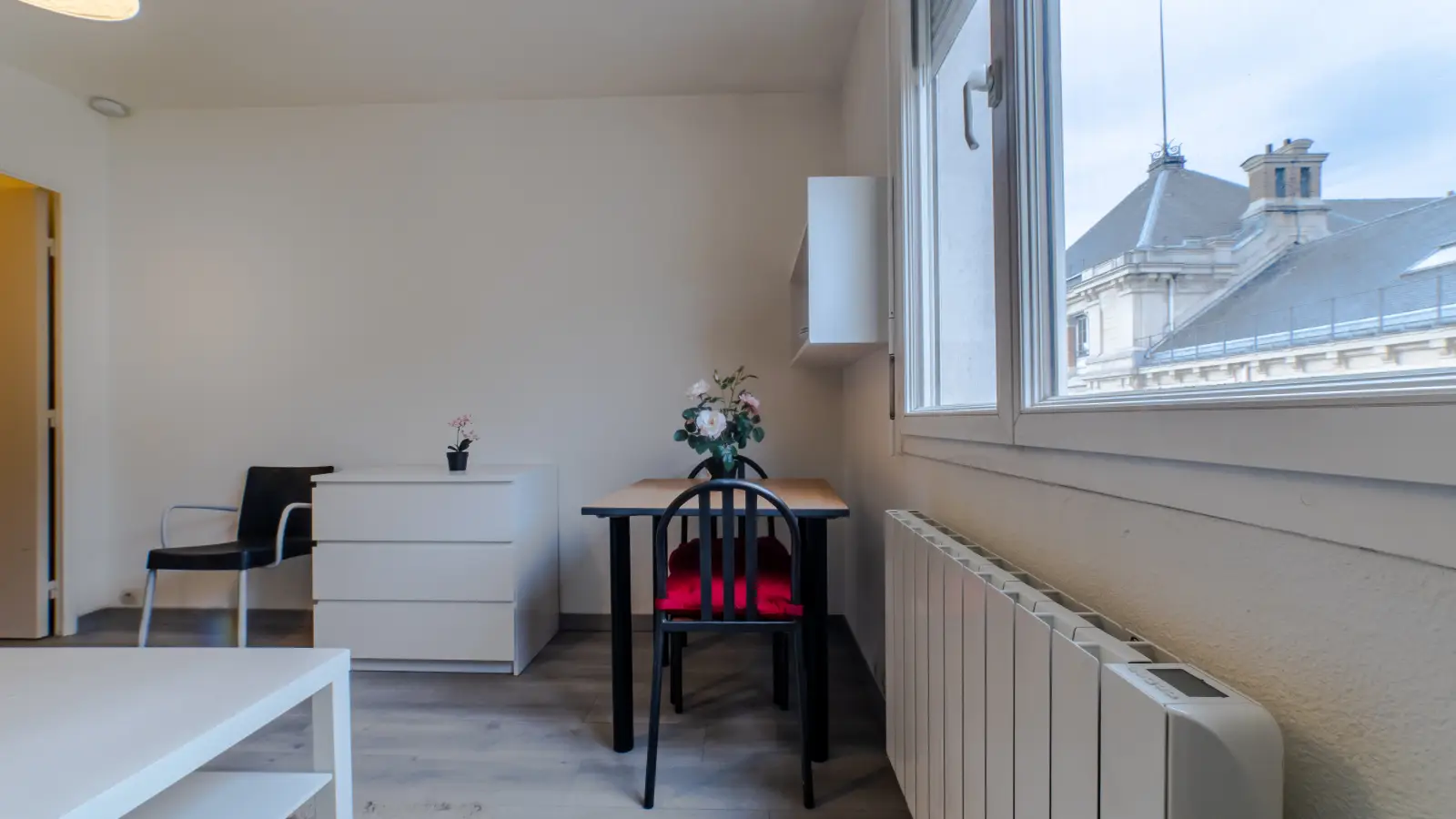 Flat Rue des Nanettes in Paris