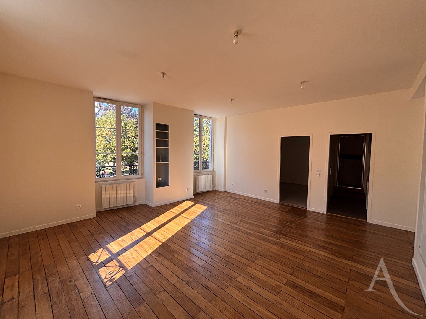 Flat Rue Jean-Jacques Rousseau in Châteauroux