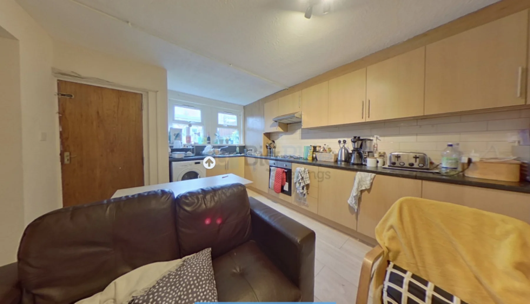 Flat Brudenell Avenue in Leeds