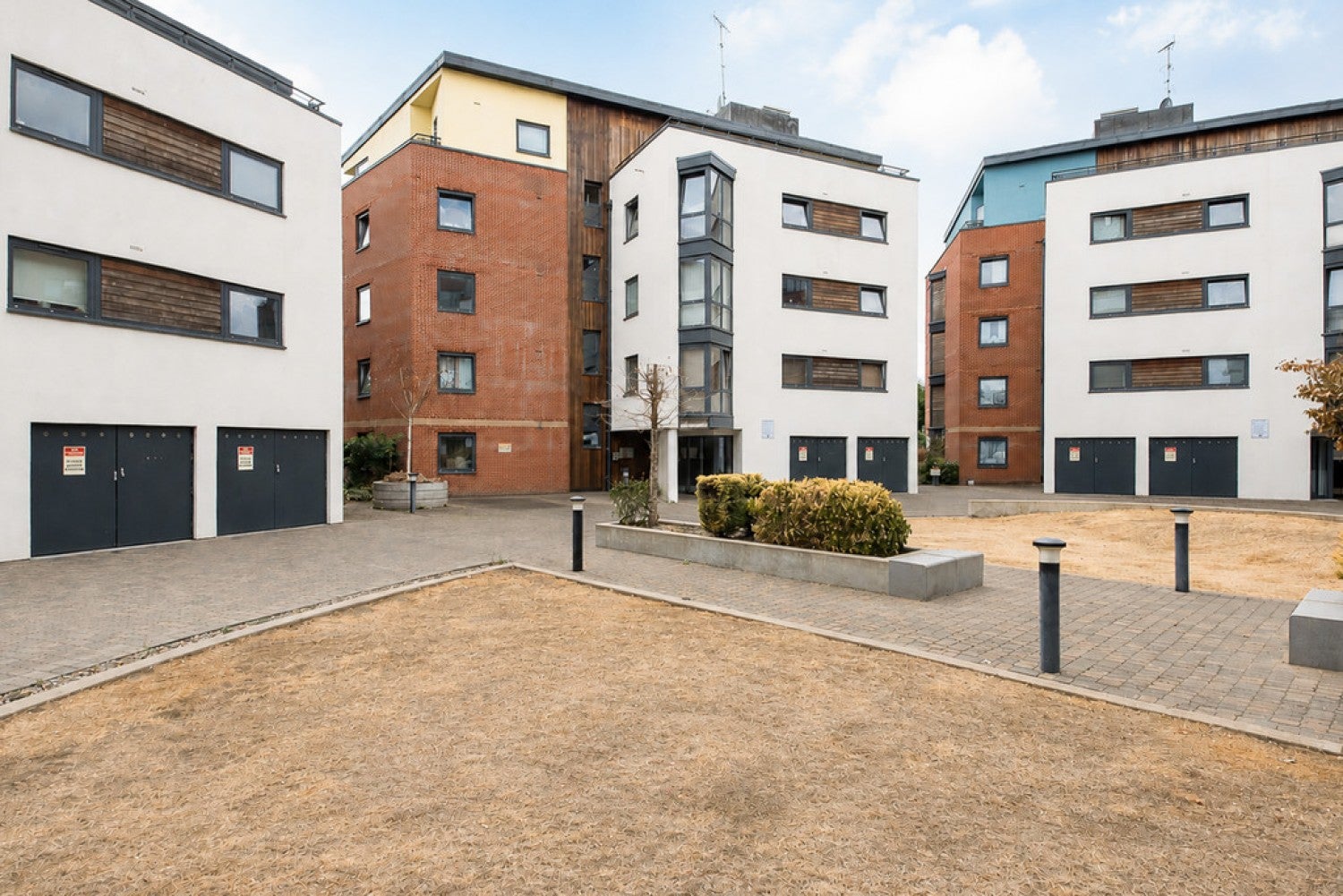 Flat Charles Street in Surrey Heath