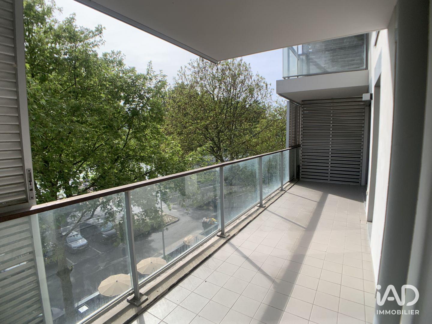 Appartement Allée des Rives de Bagatelle à Suresnes