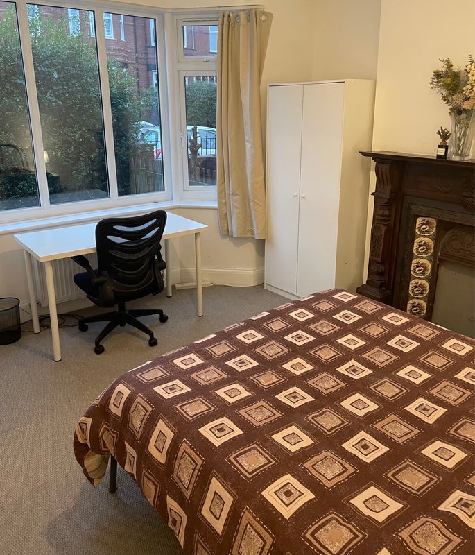 Room Newton Road in Trafford