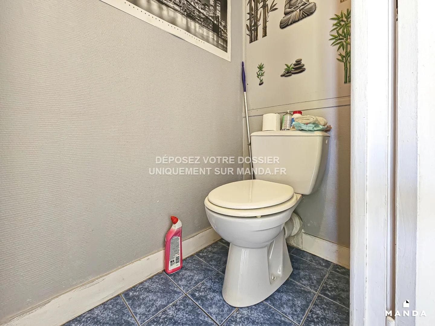 Flat Rue Victor Hugo in Courbevoie