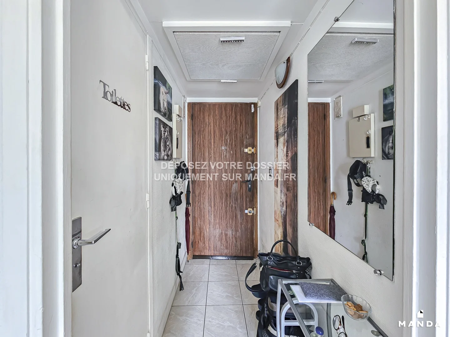 Flat Rue Victor Hugo in Courbevoie
