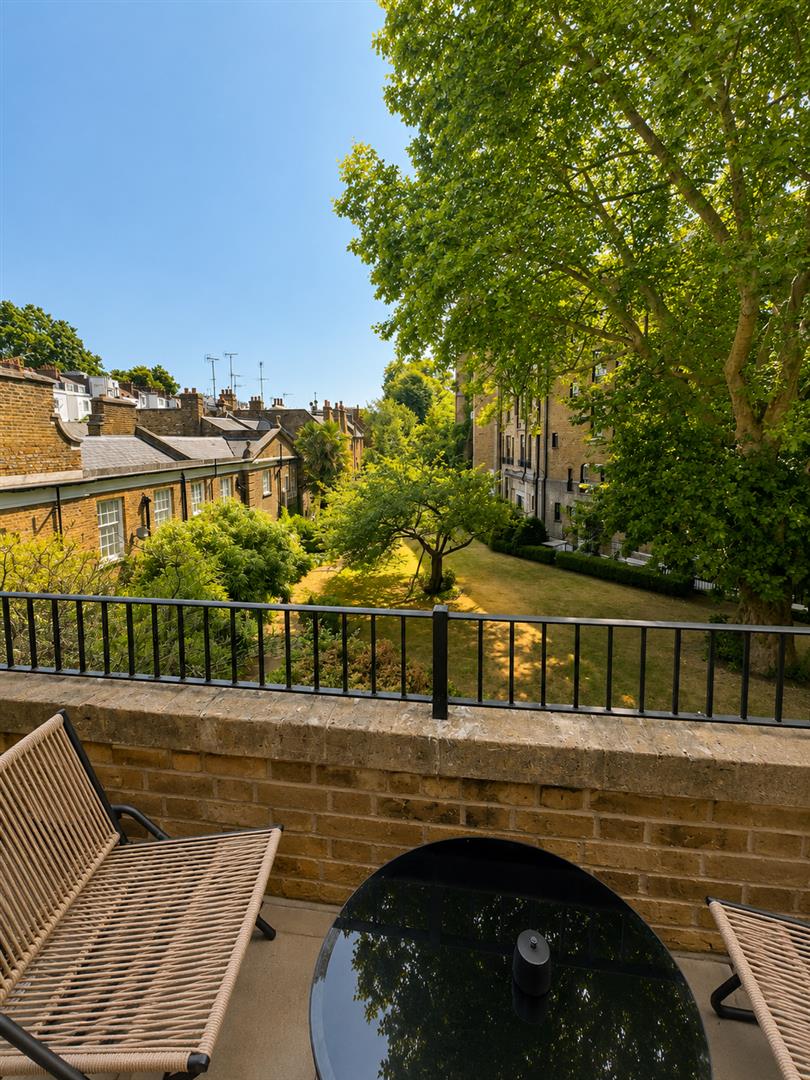 House Egerton Gardens Mews in Greater London