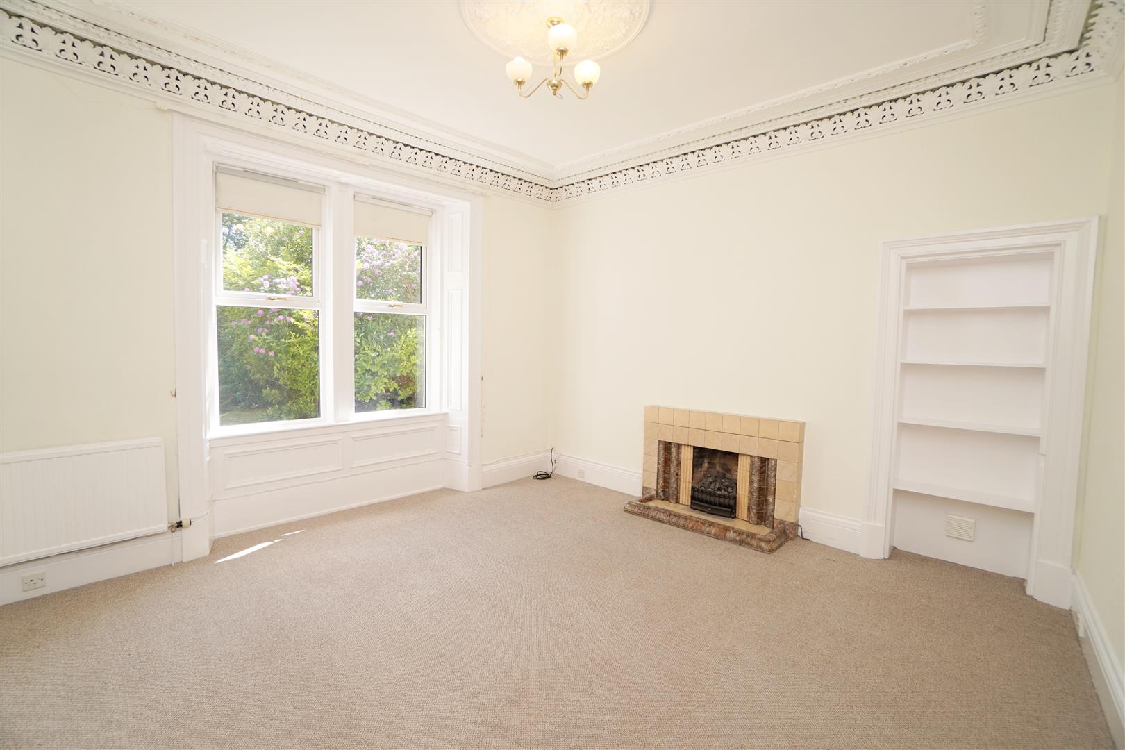 Flat Woodlands Street in Milngavie
