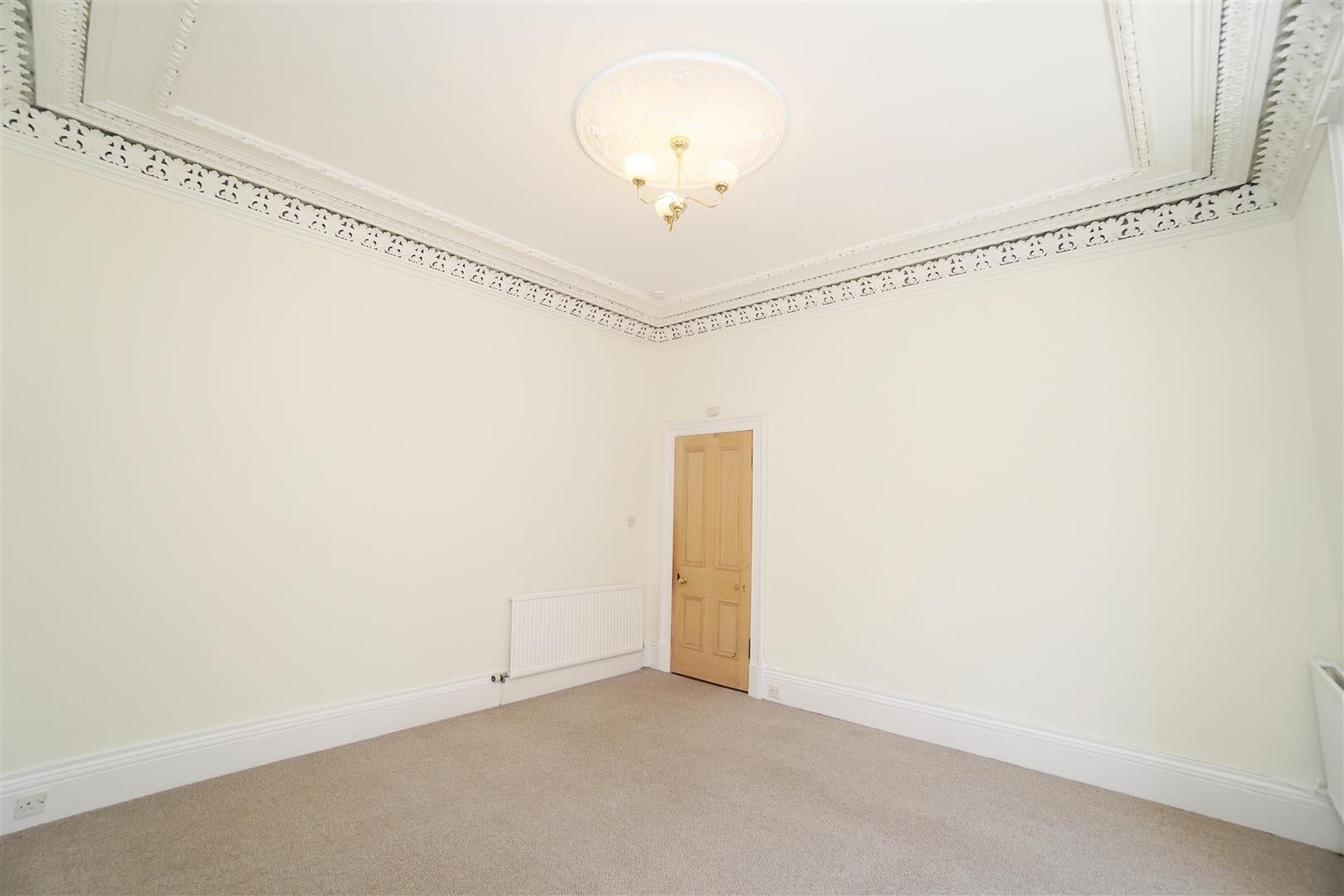 Flat Woodlands Street in Milngavie