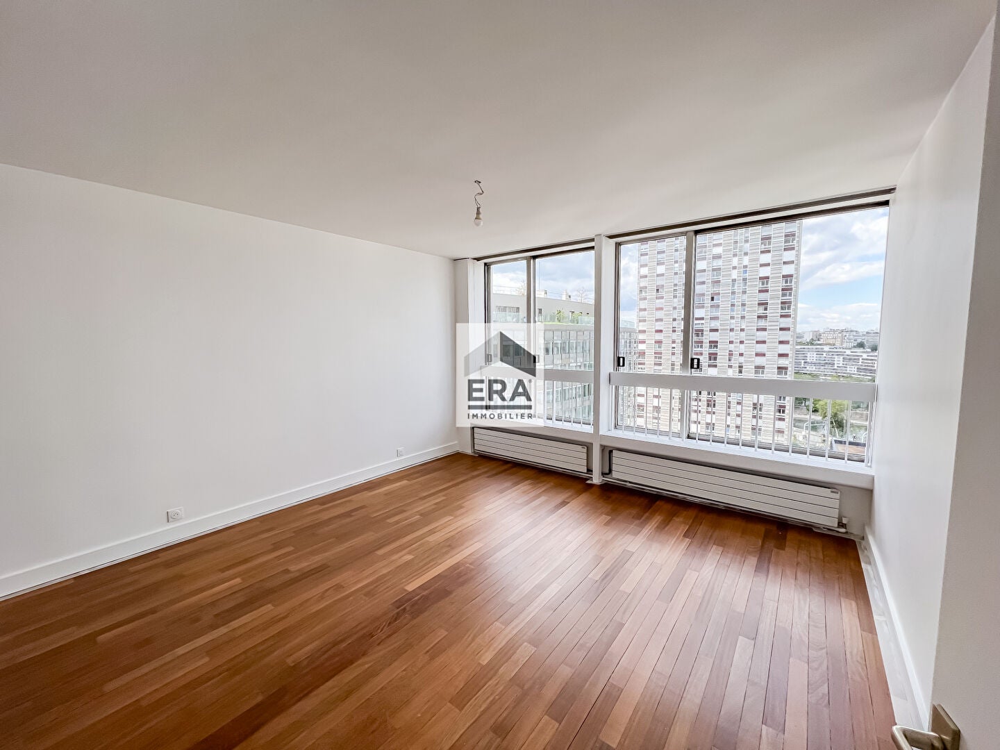 Appartement Rue Emeriau à Paris