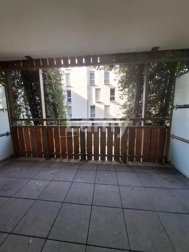 Flat Rue Peyrolade in Toulouse