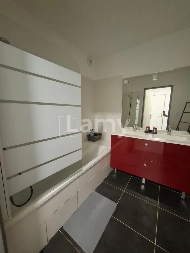 Flat Rue Peyrolade in Toulouse