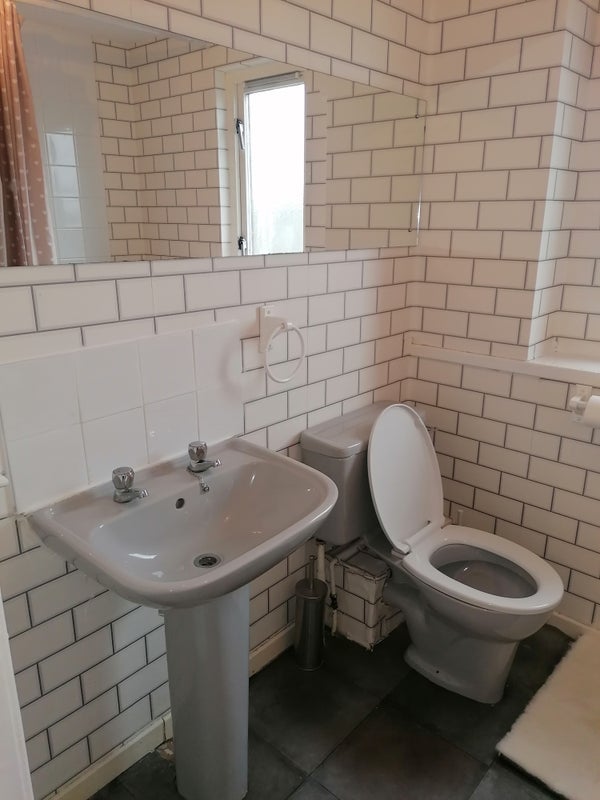 Room Leven Walk in Livingston