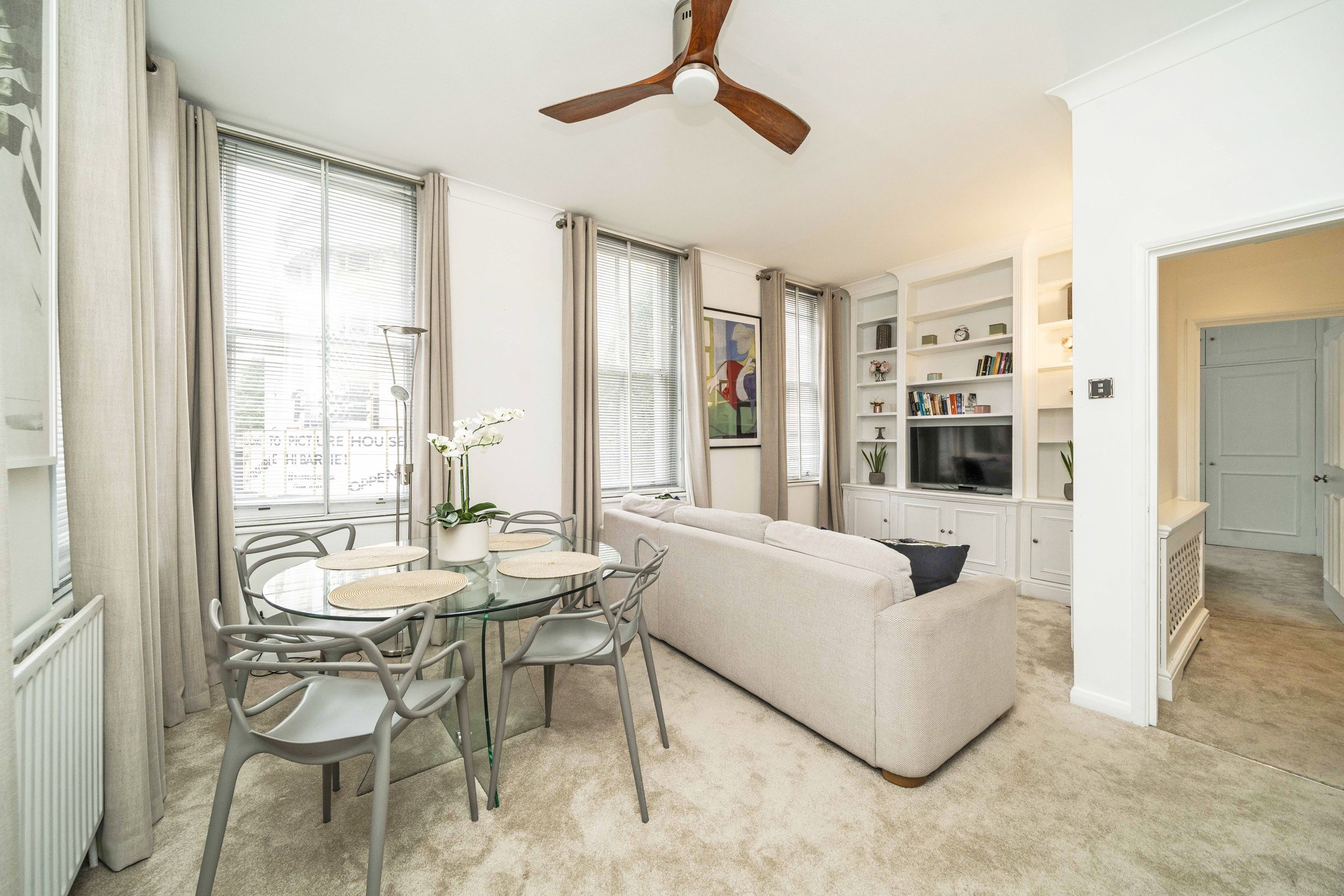 Flat Drayton Gardens in Greater London