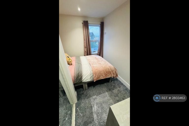 Room Leverington Road in Fenland District