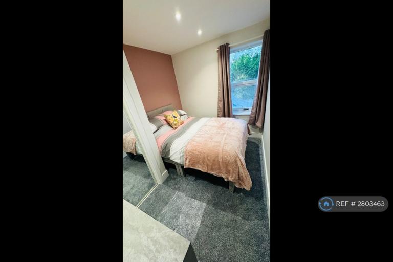 Room Leverington Road in Fenland District