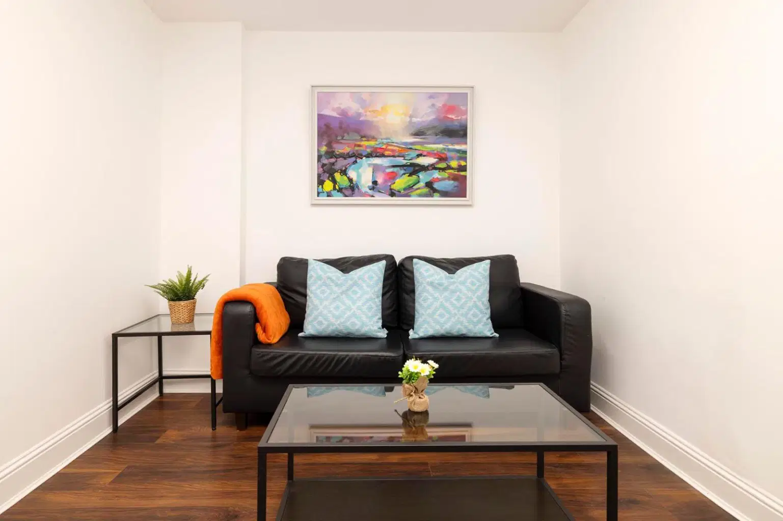 Flat Nicolson Street in City of Edinburgh