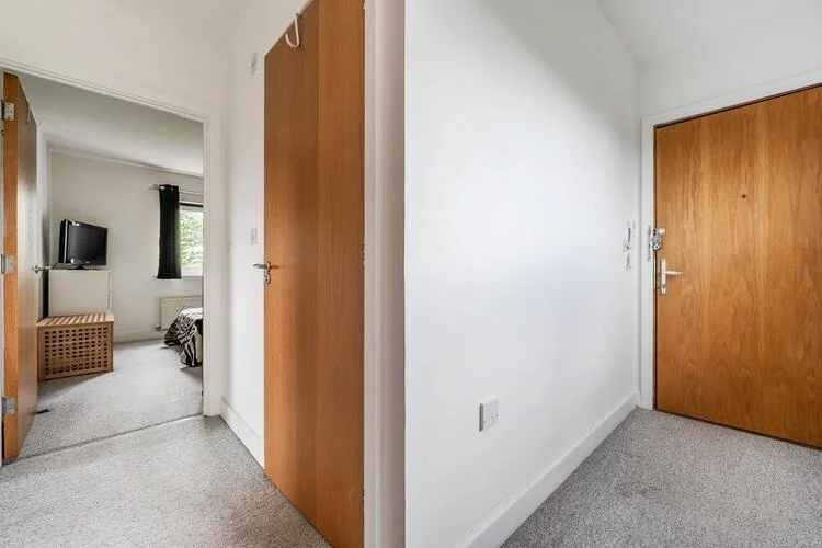 Flat Rubeck Close in Reigate and Banstead