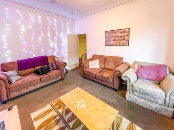 Room Goulden Road in Manchester