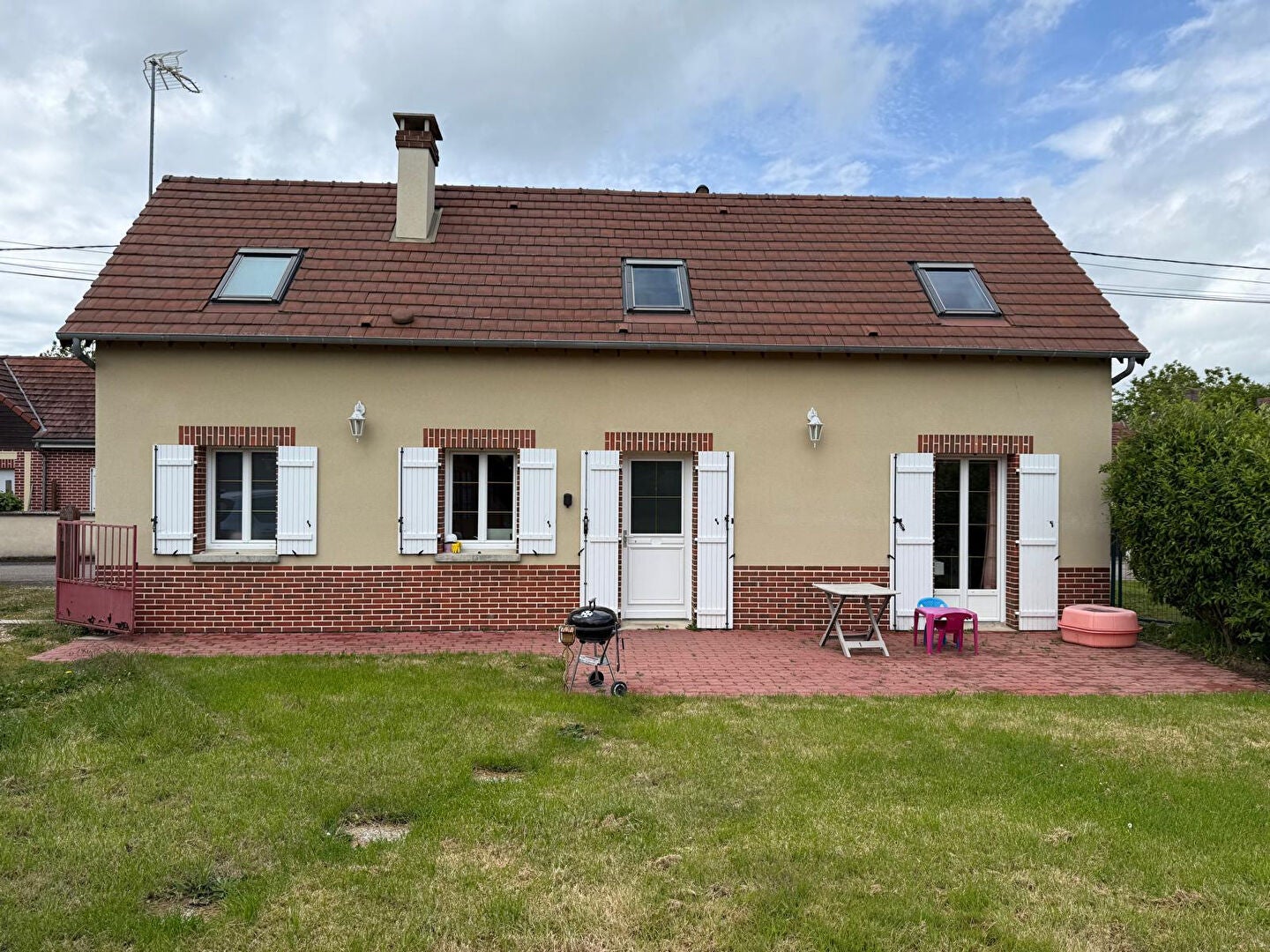 House Rue du 19 Mars 1962 in Prey