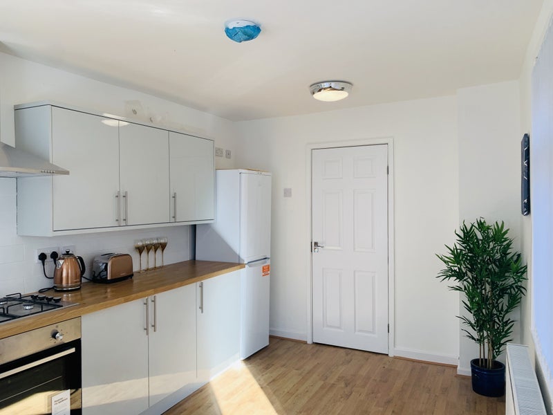 Room Leighton Street in Liverpool